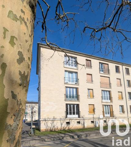 Appartement 3 pièces de 53 m² à Compiègne (60200)