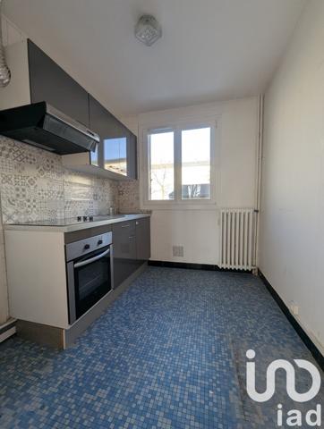 Appartement 3 pièces de 53 m² à Compiègne (60200)