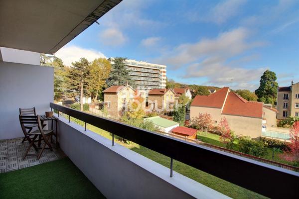 À vendre : Charmant appartement 2 pièces à Chaville - Rive Droite