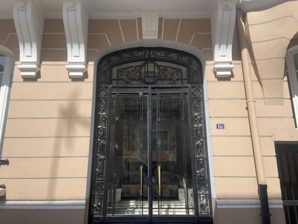 03200 VICHY -APPARTEMENT DUPLEX-COEUR DE VILLE - 5 PIÈCES