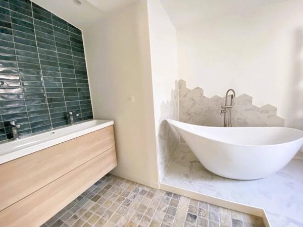 03200 VICHY -APPARTEMENT DUPLEX-COEUR DE VILLE - 5 PIÈCES