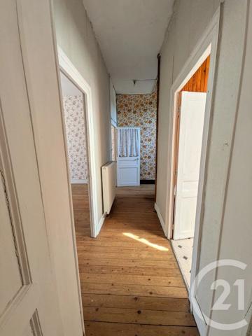 Maison à vendre  5 pièces - 110 m 2   VERVINS  - 02