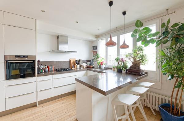 BOULOGNE - Porte de St Cloud - 116 m² rénové - DERNIER ETAGE - Exposition SUD-EST