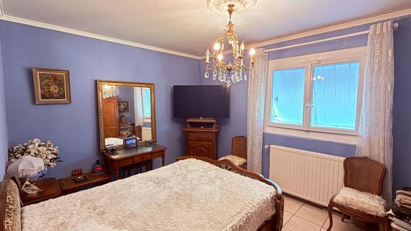 SAINTE GENEVIEVE MAISON INDIVIDUELLE SEJOUR DOUBLE, CUISINE, 3 CHAMBRES , SOUS-SOL TOTAL  AMENAGE, DEPENDANCE, GARAGE, JARDIN