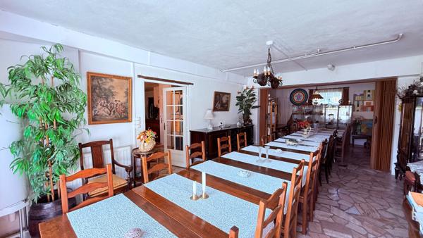 SAINTE GENEVIEVE MAISON INDIVIDUELLE SEJOUR DOUBLE, CUISINE, 3 CHAMBRES , SOUS-SOL TOTAL  AMENAGE, DEPENDANCE, GARAGE, JARDIN