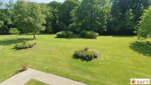 Confortable maison avec grand garage proche école et commerces