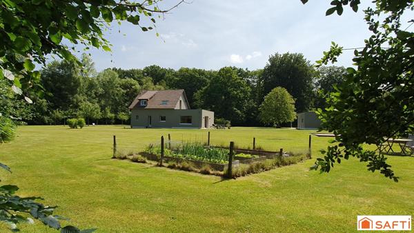 Confortable maison avec grand garage proche école et commerces