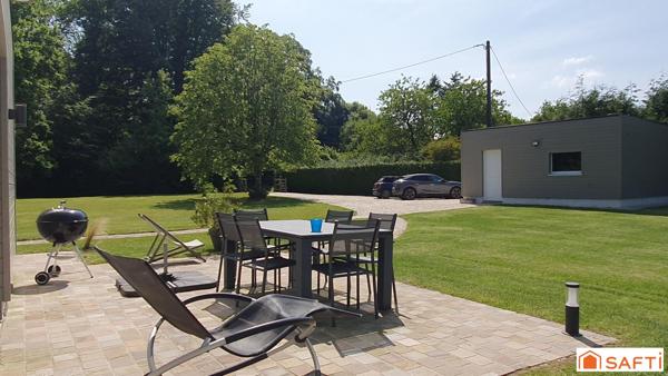 Confortable maison avec grand garage proche école et commerces