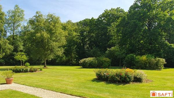 Confortable maison avec grand garage proche école et commerces