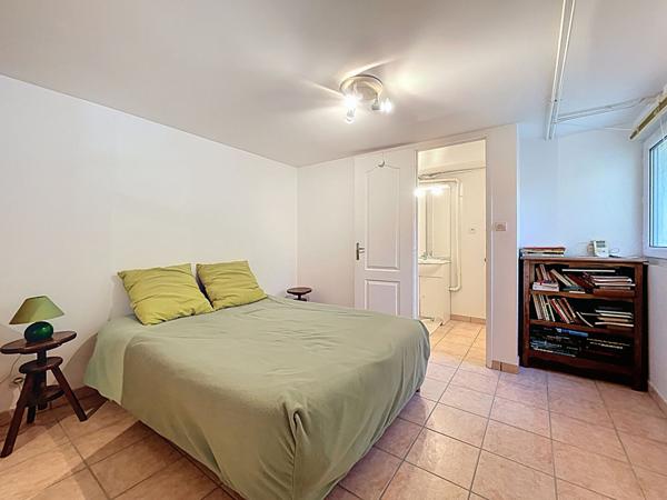 EXCLUSIVITE - VILLA DE 147 M² HABITABLES SUR 2683 M² DE TERRAIN