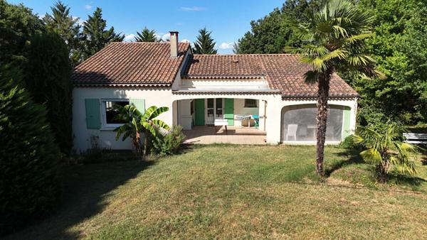 EXCLUSIVITE - VILLA DE 147 M² HABITABLES SUR 2683 M² DE TERRAIN