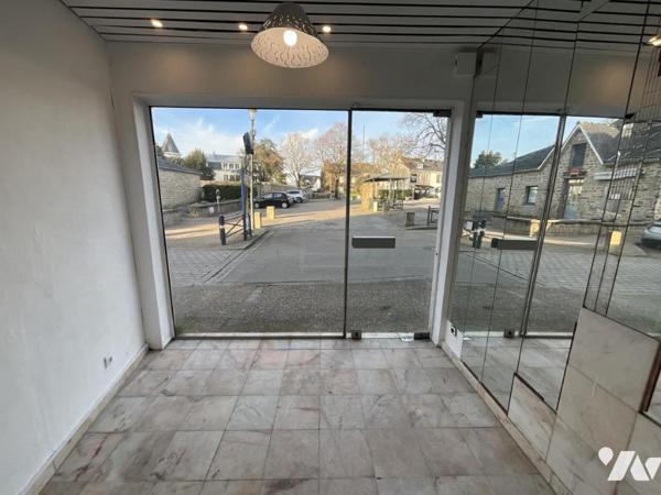 PLOEMEUR - BOURG - Local commercial de 31,55m² environ