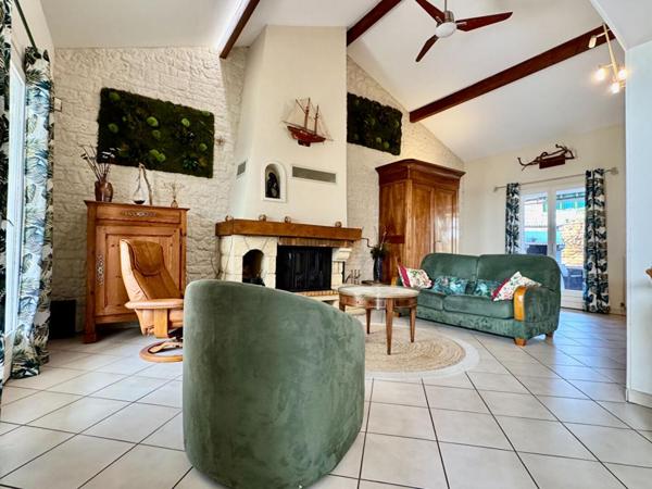 Maison Chassieu 8 pièce(s) 182 m2