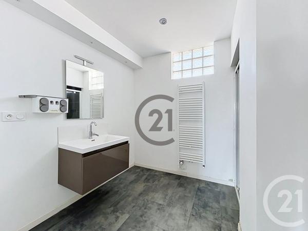 Appartement F3 à vendre  3 pièces - 68 m 2   REIMS  - 51