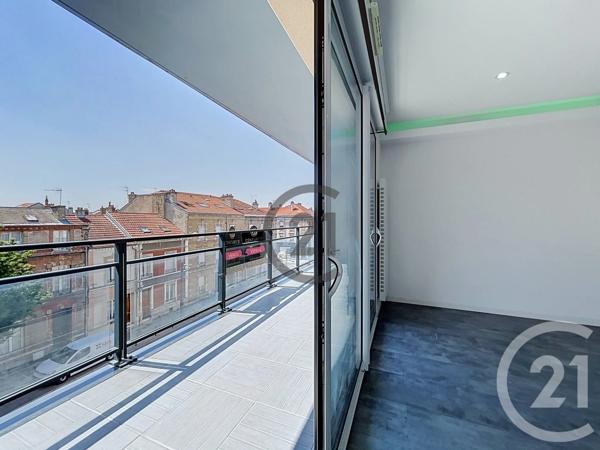 Appartement F3 à vendre  3 pièces - 68 m 2   REIMS  - 51