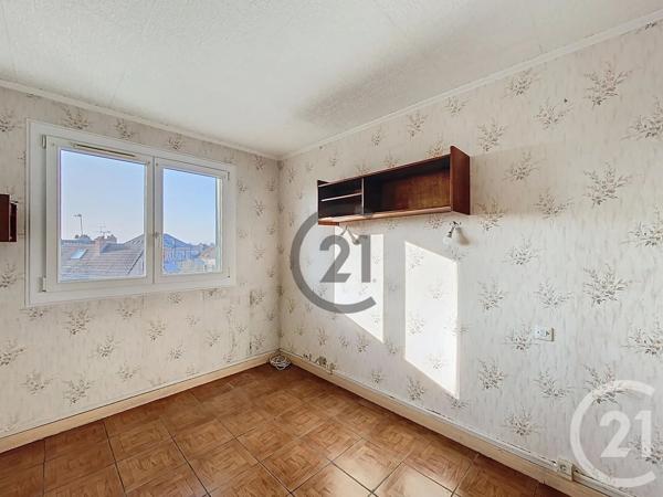 Appartement T3 à vendre  3 pièces - 64,37 m 2   STE SAVINE  - 10