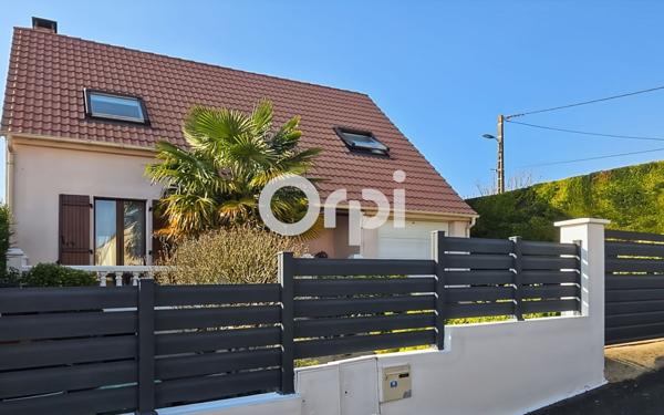 Maison à vendre    5 pièces •  Fosses