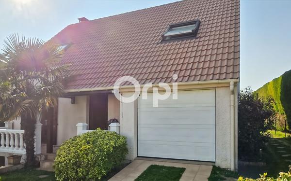 Maison à vendre    5 pièces •  Fosses