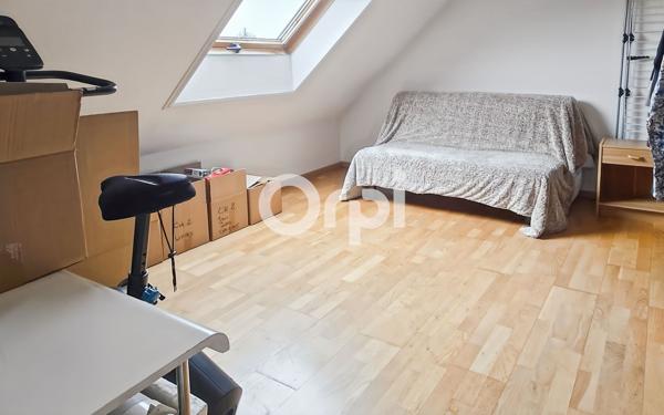 Maison à vendre    5 pièces •  Fosses