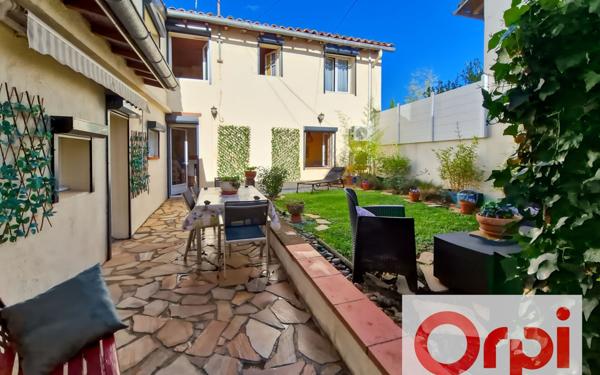 Maison à vendre    3 pièces •  Grenade