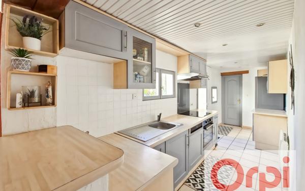 Maison à vendre    3 pièces •  Grenade