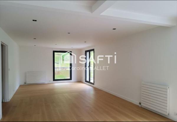 Belle Résidence des années 80, appartement T4 rénové avec balcon, cave et parking.