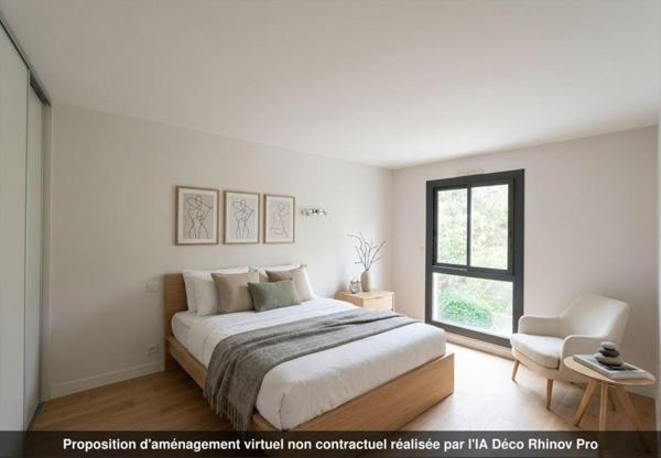 Belle Résidence des années 80, appartement T4 rénové avec balcon, cave et parking.