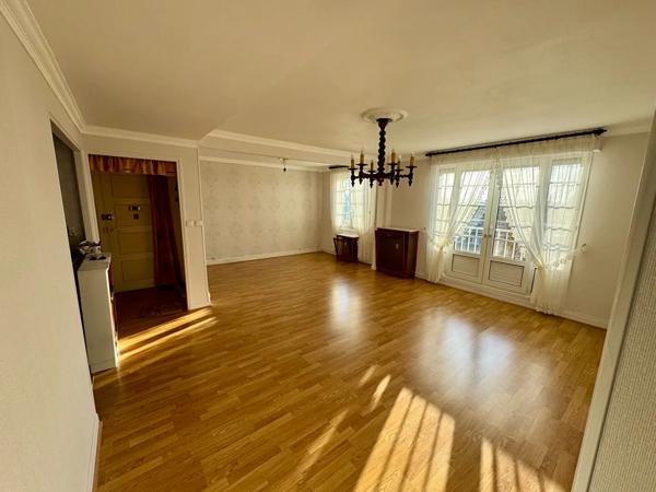 Appartement à vendre 3 pièces 76m² Boulogne-sur-Mer (62200)