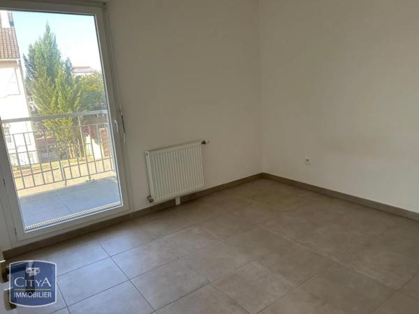 Appartement à louer 2 pièces 46.95m²