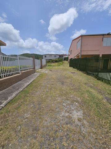 Terrain plat de 634 m² avec permis de construire – Sainte-Luce.