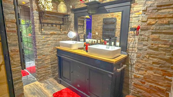 Antibes (06600) Appartement tout confort en rez-de-jardin à Antibes