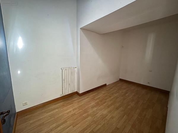 Appartement rénové à vendre à Épernay dans la Marne (51200), ref : 22373/1