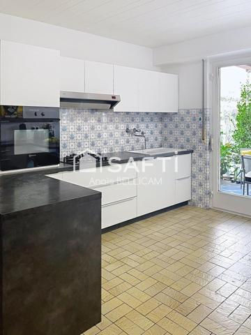 Splendide Maison de ville de 234 m² avec extérieur et garages