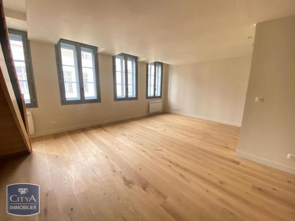 Appartement à louer 3 pièces 81.28m²