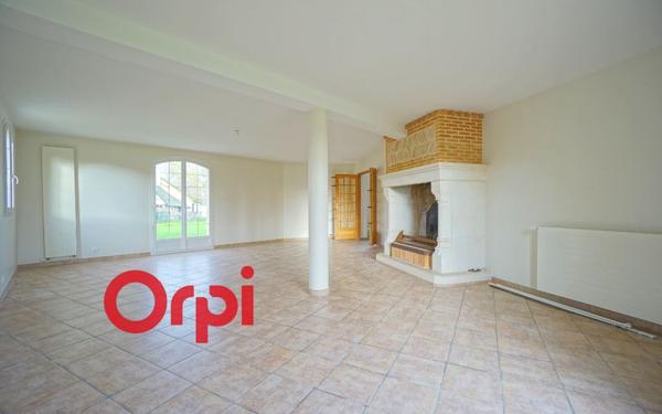 Maison à louer    5 pièces •  Brionne