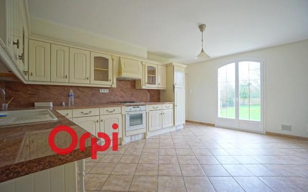 Maison à louer    5 pièces •  Brionne