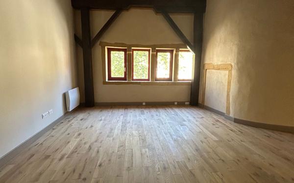 Appartement à louer    1 pièce • 53,60 m2 Metz