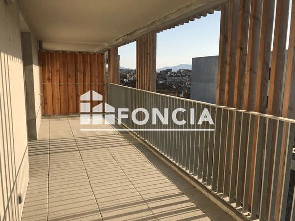 Location Appartement 2 pièces 38.6 m² - 4 ALLEE SIMONE GEBELIN Marseille 13001