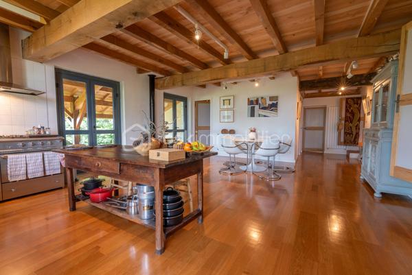 Maison ancienne de 360 m²