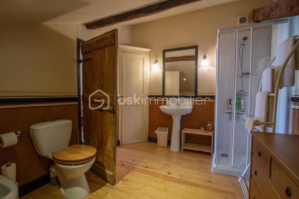 Maison ancienne de 360 m²