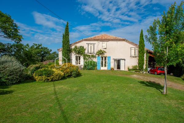 Maison ancienne de 360 m²