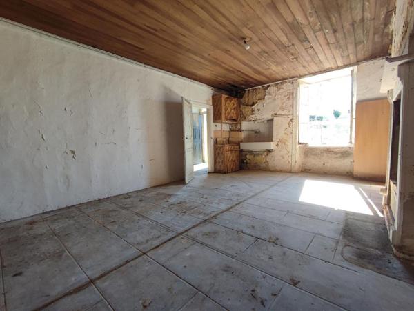 ? Maison saine à finir de restaurer