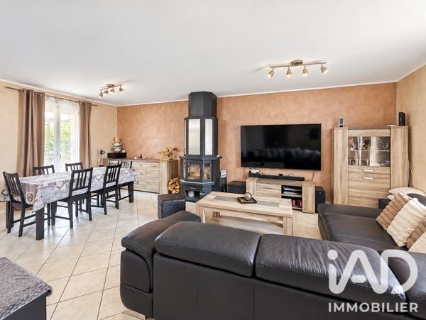 Maison à vendre 6 pièces 98,69 m² Pont-Sainte-Maxence