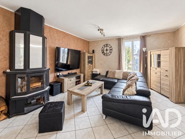 Maison à vendre 6 pièces 98,69 m² Pont-Sainte-Maxence