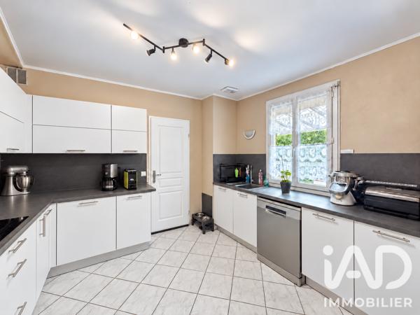 Maison à vendre 6 pièces 98,69 m² Pont-Sainte-Maxence