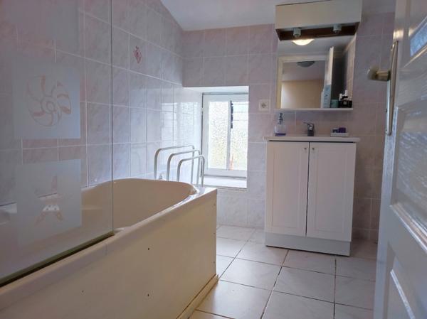 Maison à vendre |  Clavé |  4 pièces | 125 m²