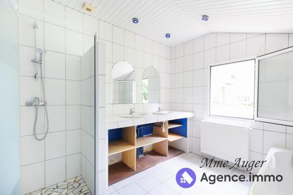 À vendre - Maison individuelle, 5 pièces située à Salies-de-Béarn (64270)