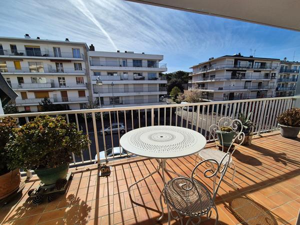 Appartement type 3 avec Ascenseur - Grand Balcon proche MER avec Garage et Cave , La baule escoublac