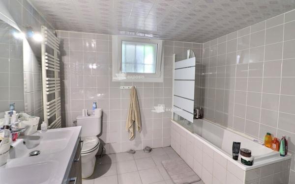 Maison à vendre    7 pièces • 186,96 m2 Vert-Saint-Denis