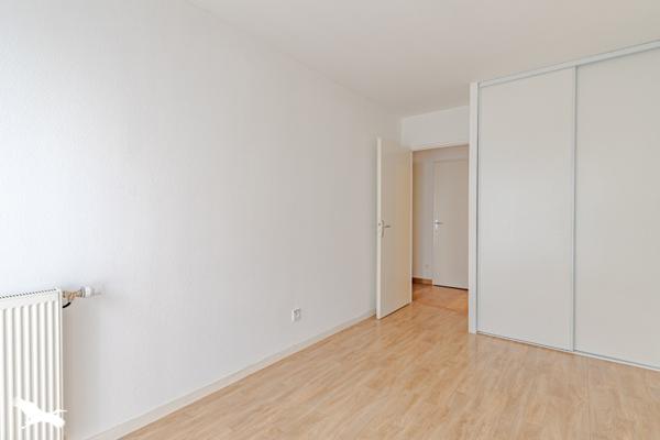 Appartement à vendre |                                       Cenon |                                        3 pièces  |  55 m²